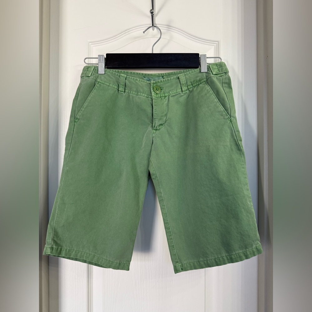 Abercrombie & Fitch Green Shorts NWT Size 4-